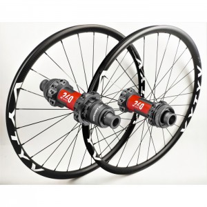 MTB wheelset based on DT Swiss 240 EXP CL Straightpull hubs by WHEELPROJECT
